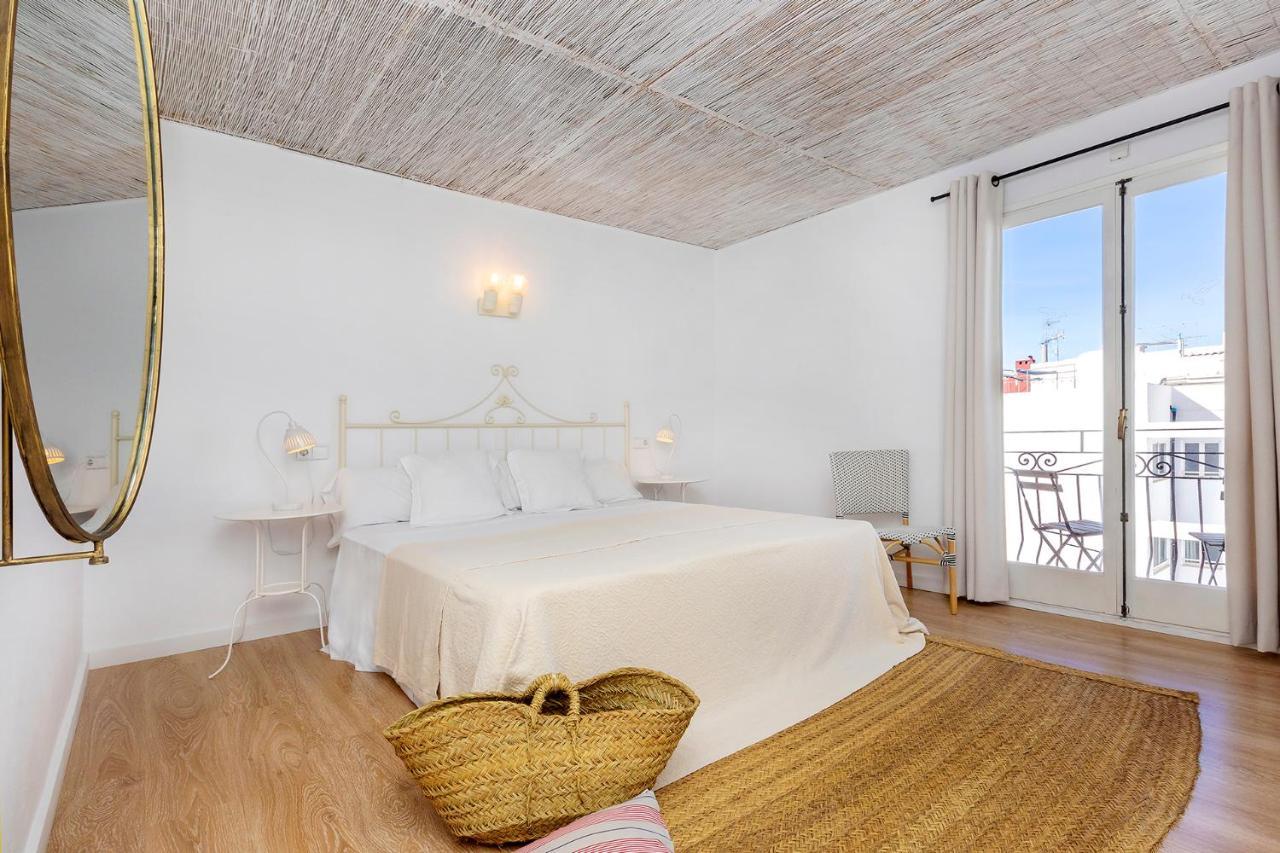 Can Beia Hostal Boutique (Adults Only) Сан-Антонио-Абад Экстерьер фото