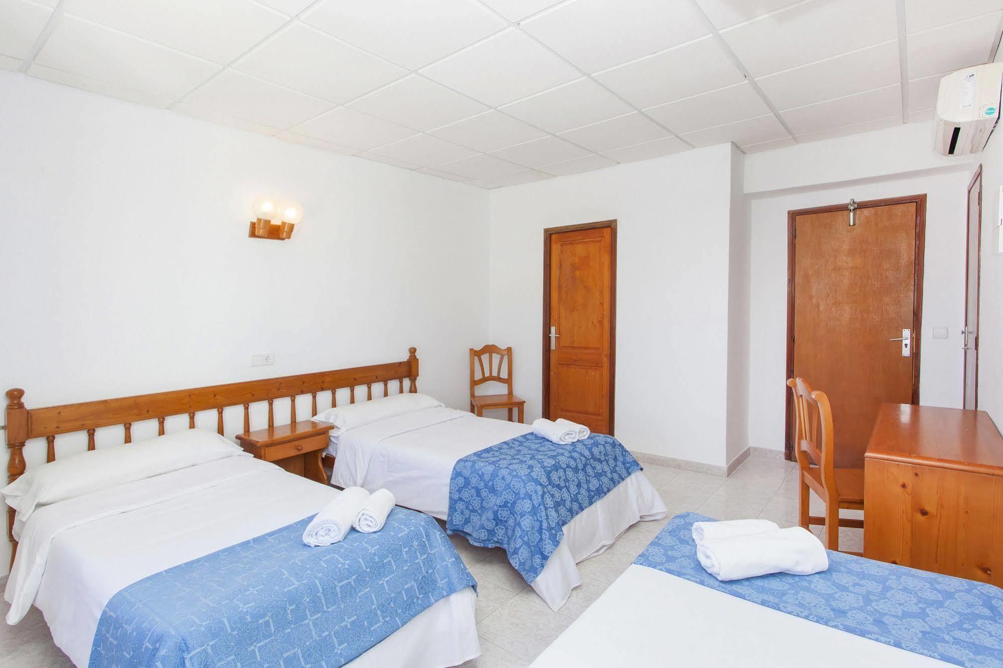 Can Beia Hostal Boutique (Adults Only) Сан-Антонио-Абад Экстерьер фото