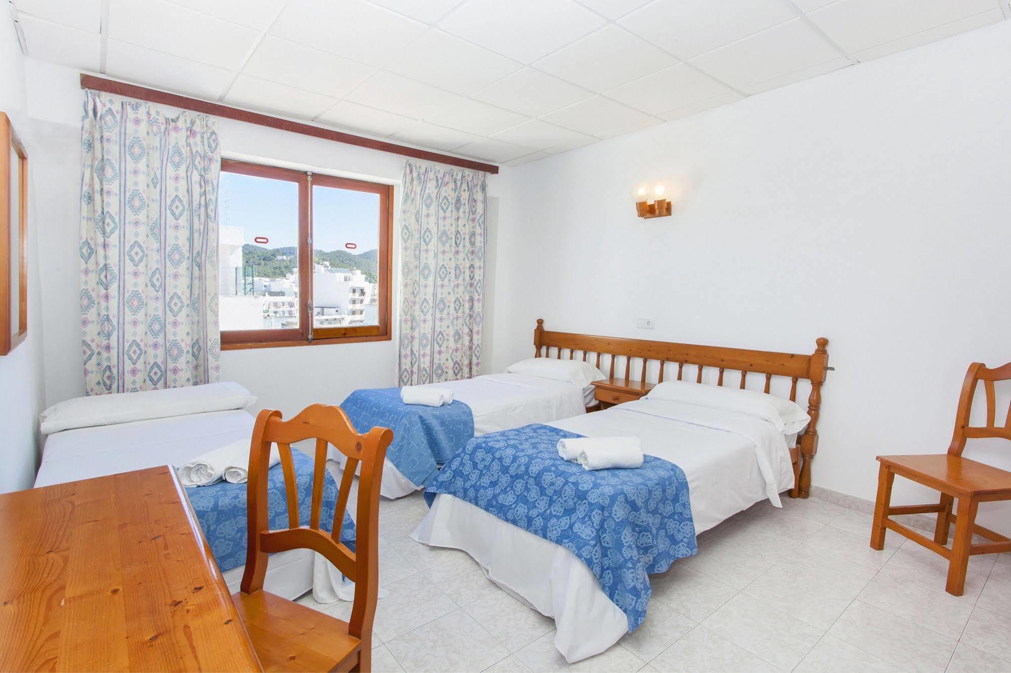 Can Beia Hostal Boutique (Adults Only) Сан-Антонио-Абад Экстерьер фото