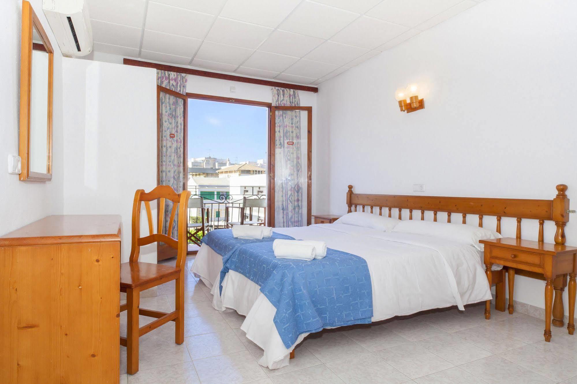 Can Beia Hostal Boutique (Adults Only) Сан-Антонио-Абад Экстерьер фото